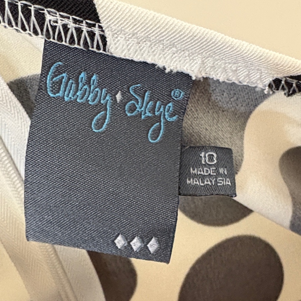 Gabby Skye Black and White Polka Dot Shift Dress - Picture 3 of 3